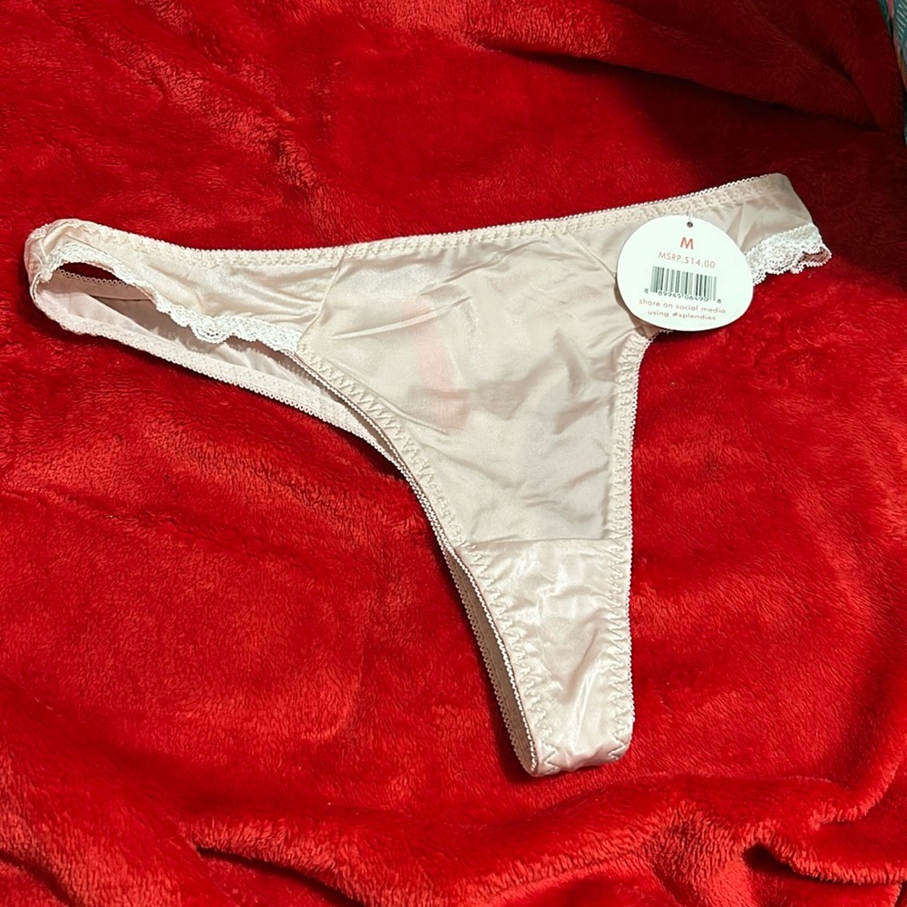Splendies Women Thong - Medium 
Just bought all with tags. #Splendies.